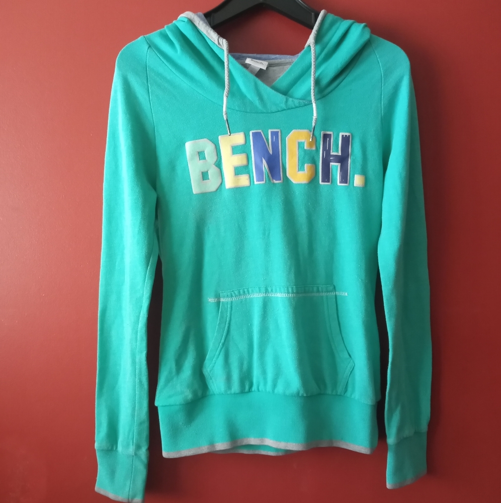 Bench Pullover Sz XS